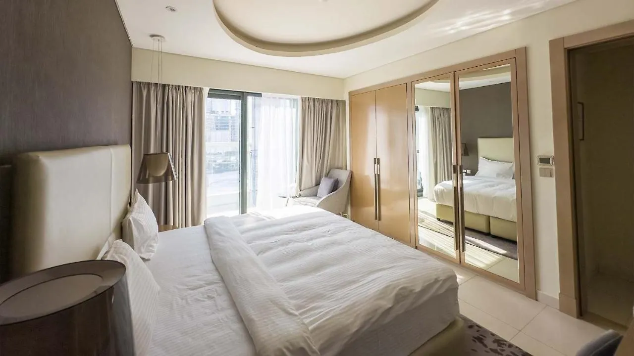 Luxury Building Damac Towers By Paramount Appartement Dubai