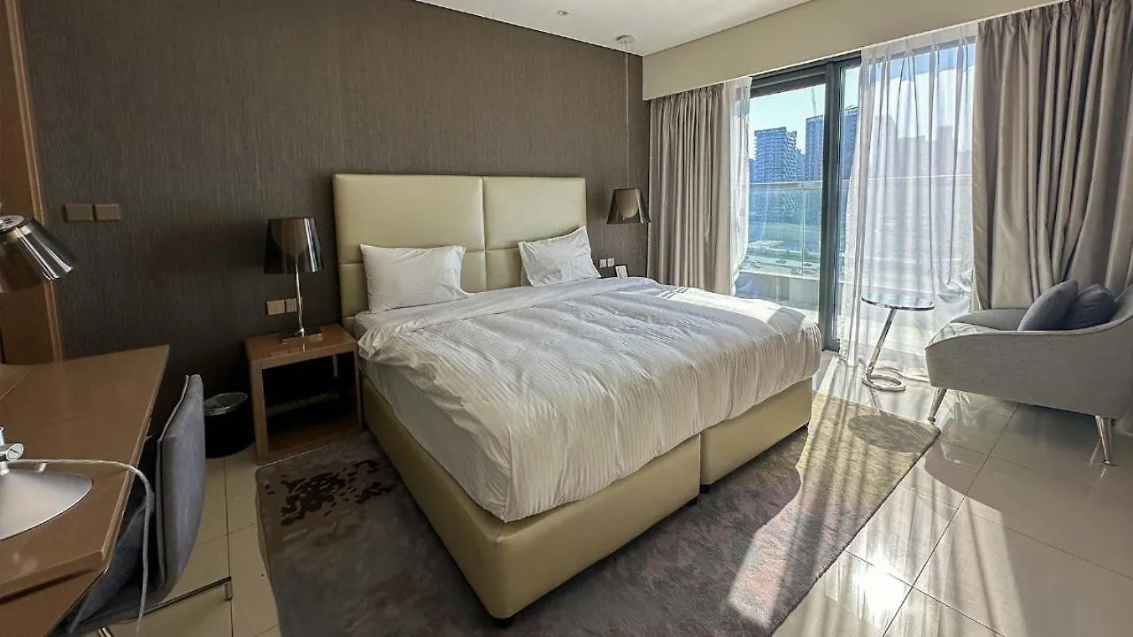 Luxury Building Damac Towers By Paramount Apartment Dubai
